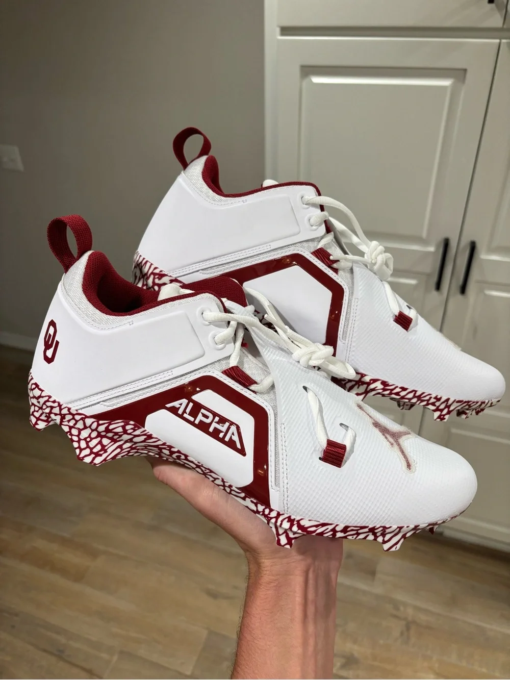 Jordan Alpha Menace Pro Oklahoma Sooners Size 13 Football Cleats NEW! FJ4985-106